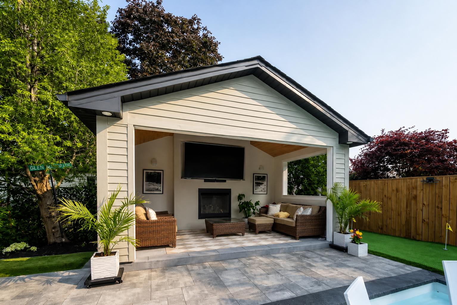 Outdoor Kitchens